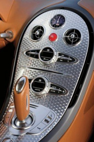 bugatti-veyron---details_2.jpg