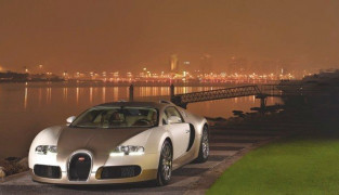 bugatti-veyron---gold_5.jpg