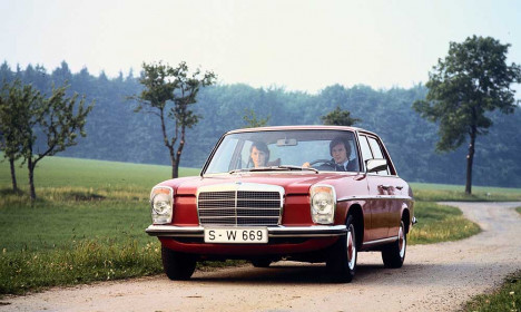 the-worlds-first-five-cylinder-diesel-in-a-passenger-car-crankcase-of-the-om-617-d-30-in-the-mercedes-benz-240-d-of-1974-5