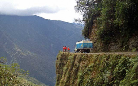 north-yungas-road-known-as-death-road-the-most-dangerous-road-in-the-world-11