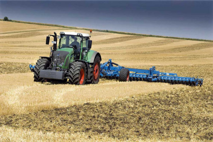 fendt-vario-939-1000-traktor-10