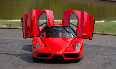 Ferrari-Enzo-14