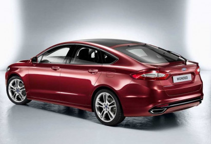ford-mondeo_2013-4