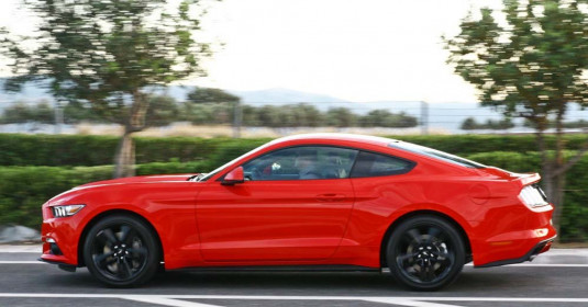 ford-mustang-ecoboost-caroto-test-drive-2015-21