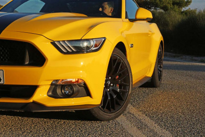 ford-mustang-v8-caroto-test-drive-2016-38