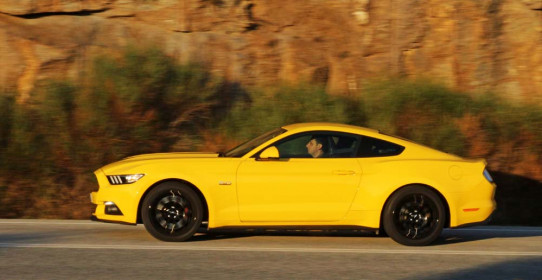 ford-mustang-v8-caroto-test-drive-2016-46