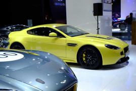 aston-martin-in-frankfurt-2013-11