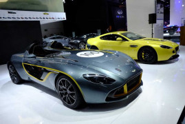 aston-martin-in-frankfurt-2013-12