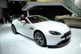 aston-martin-in-frankfurt-2013-13