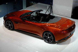 aston-martin-in-frankfurt-2013-16