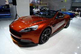aston-martin-in-frankfurt-2013-4