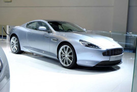 aston-martin-in-frankfurt-2013-6