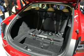 tesla-in-frankfurt-2013-4