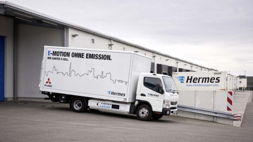 Fuso Trucks; Fuso Canter E-Cell im Flottentest; voll-elektrischer Leicht-Lkw; lokal emissionsfreier Antrieb; Hermes; Stadt Stuttgart