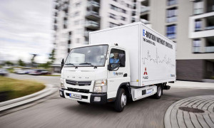 Fuso Trucks; Fuso Canter E-Cell im Flottentest; voll-elektrischer Leicht-Lkw; lokal emissionsfreier Antrieb; Hermes; Stadt Stuttgart