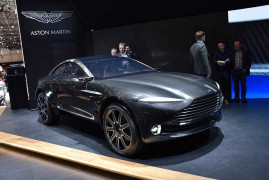 aston-martin-dbx-4
