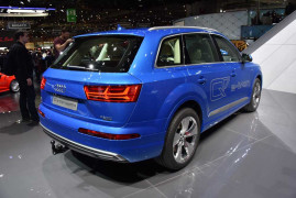 audi-q7-e-tron-2