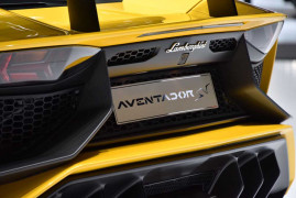 lamborghini-aventador-sv-5