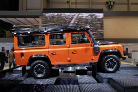 land-rover-defender-110-3