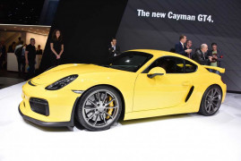 porsche-cayman-gt4-2