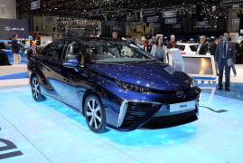 toyota-mirai-1