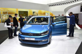 volkswagen-touran-1