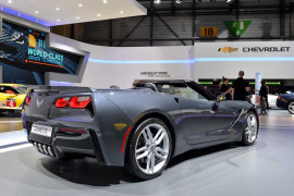 Corvette-Stingray-Convertible-1