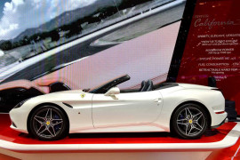 Ferrari-California-T-Geenva-2014-2