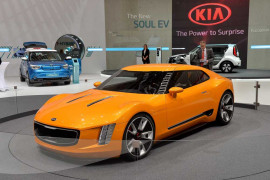 Kia-GT4-Stinger-1