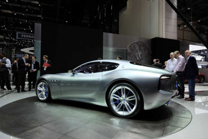 Maserati-Alfieri-concept-1
