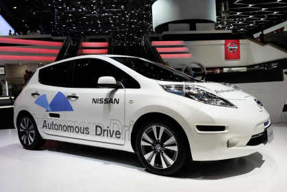 Nissan-Leaf-Autonomous-Drive-1