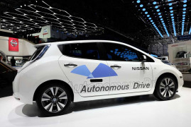 Nissan-Leaf-Autonomous-Drive-2