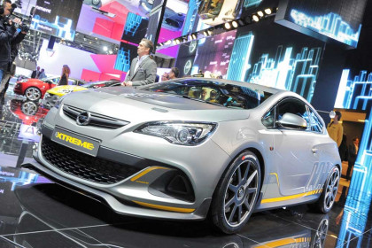 Opel-Astra-OPC-Extreme-Geneva-2