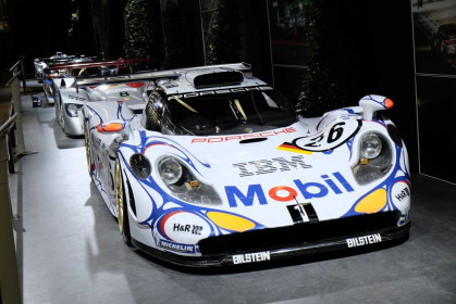 Porsche-at-Geneva-Motor-Show-2014-2