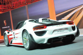 Porshe-Geneva-2014-new-2