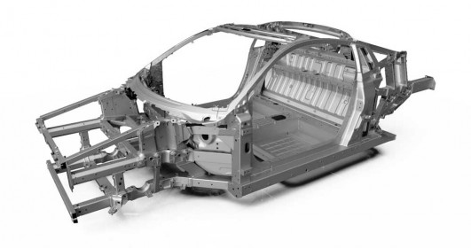 The NSX utilizes AcuraÃ¢â¬â¢s first application of a multi-material body with space frame construction resulting in the most rigid in the competitive set.