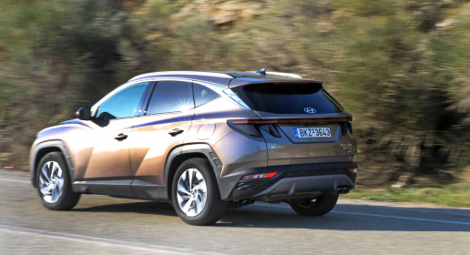 Hyundai-Tucson-180-PS-Audo-DCT-AWD-4x4-48V-caroto-test-drive-2021-18