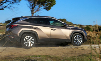 Hyundai-Tucson-180-PS-Audo-DCT-AWD-4x4-48V-caroto-test-drive-2021-31