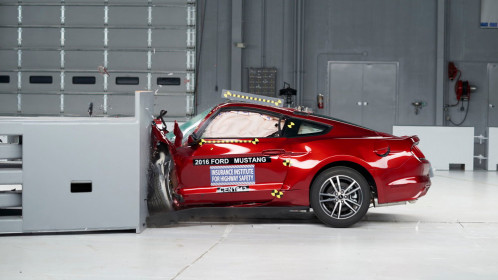 iihs-sports-coupe-crash-7-ford-mustang