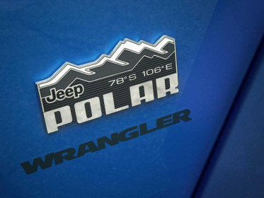 jeep-wrangler-polar-limited-edition-8