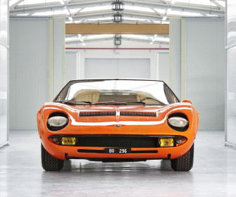 Lamborghini-Polo-Storico-certifies-Miura-P400-used-in-the-1969-film-The-Italian-Job-5