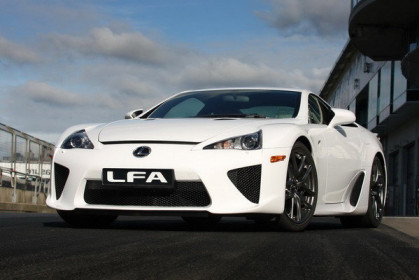 2012-Lexus-LFA-1_resize.jpg
