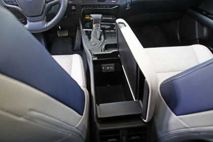 Lexus-UX250h-caroto-test-drive-2020-24