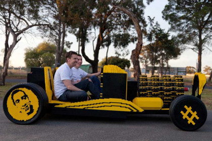 life-size-lego-car-powered-by-air-4