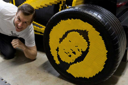 life-size-lego-car-powered-by-air-5