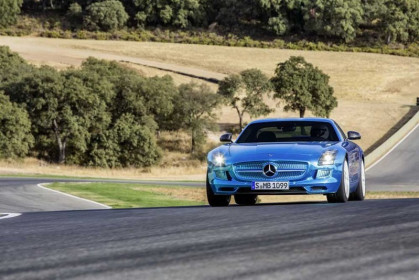 mercedes-benz-sls-amg-coupe-electric-drive-production-2013-14