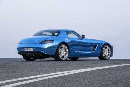 mercedes-benz-sls-amg-coupe-electric-drive-production-2013-5