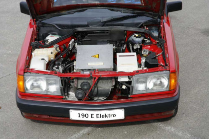 mercedes-past-electric-cars-c-class-190-e-elektro-electric-prototype-8