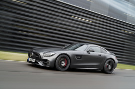 Mercedes-AMG GT C Edition 50, graphitgrau magno, Fahraufnahme ;Kraftstoffverbrauch kombiniert: 11,3 l/100 km, CO2-Emissionen kombiniert: 257 g/kmMercedes-AMG GT C Edition 50, graphite grey magno, driving shot; Fuel consumption combined: 11.3 l/100 km; Combined CO2 emissions: 257 g/km