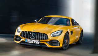 mercedes-benz-amg_gt_s-2018-1280-02